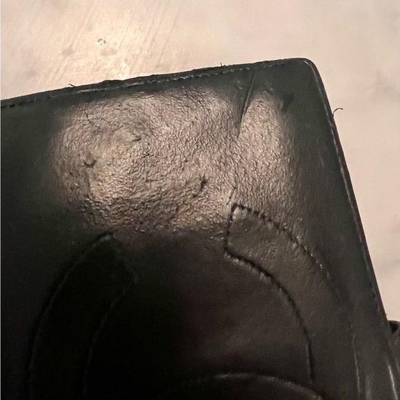 CHANEL CC Logo Vintage Leather Long Wallet - Picture 14 of 14